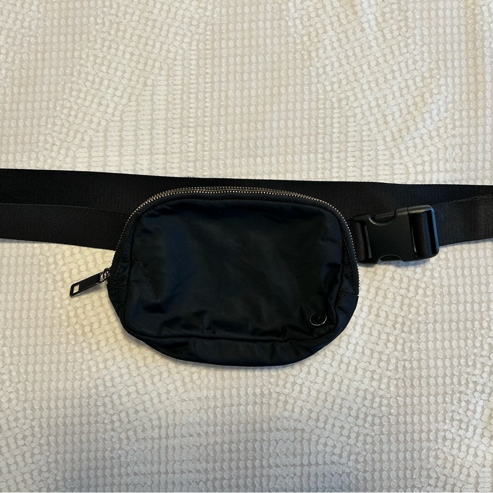 lululemon athletica Black Belt Bag